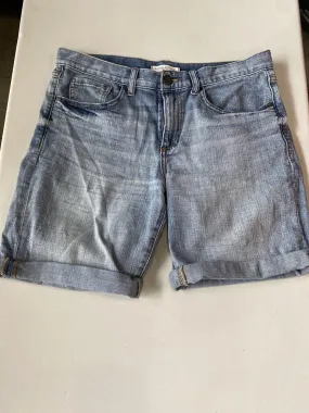 Banana Republic Boyfriend Roll Up shorts 28