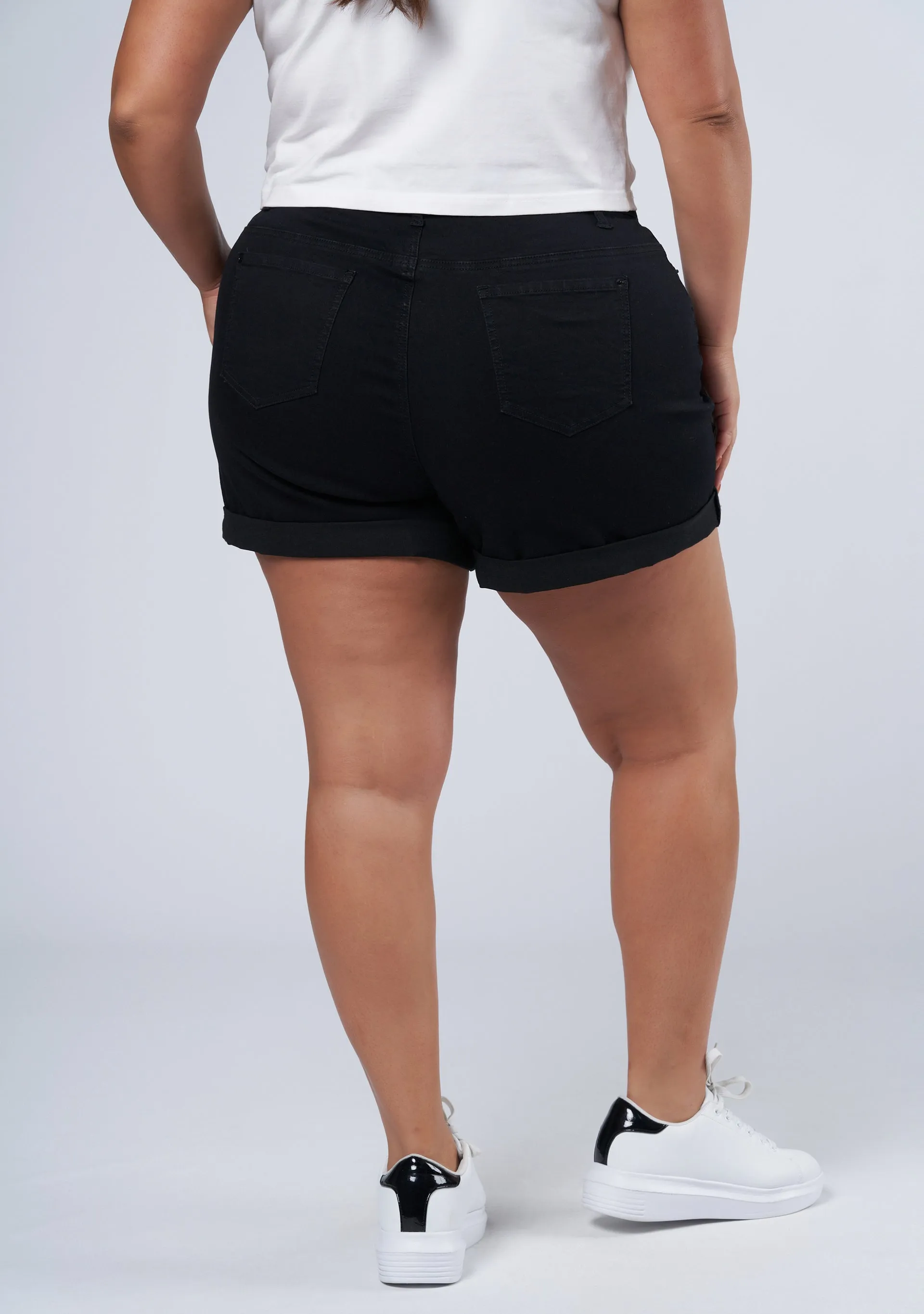 Molly Boyfriend Short